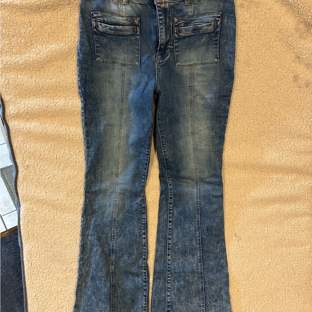 Stylish Blue High Rise Flare Women's Jeans